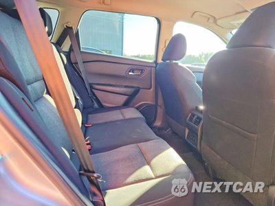 Zdjęcie 10 z 12 samochodu: 2025 NISSAN ROGUE SV VIN:5N1BT3BB3SC778029 - miniatura