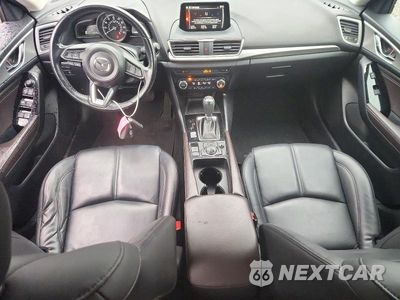 Zdjęcie 8 z 12 samochodu: 2018 MAZDA 3 TOURING VIN:3MZBN1L34JM221862 - miniatura