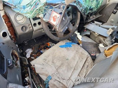 Zdjęcie 8 z 12 samochodu: 2007 FORD F150 VIN:1FTRF12287NA08631 - miniatura