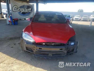 Piąte zdjęcie samochodu w środku: 2015 TESLA MODEL S VIN:5YJSA1E23FF106877 - miniatura