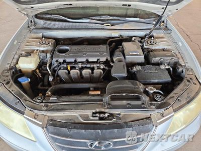 Zdjęcie 11 z 12 samochodu: 2010 HYUNDAI SONATA GLS VIN:5NPET4AC5AH621705 - miniatura