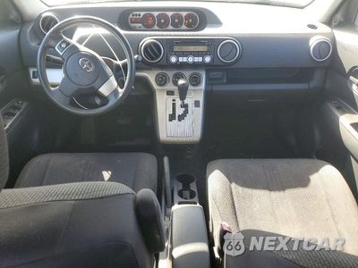 Zdjęcie 8 z 12 samochodu: 2009 SCION XB BASE VIN:JTLKE50E191064935 - miniatura