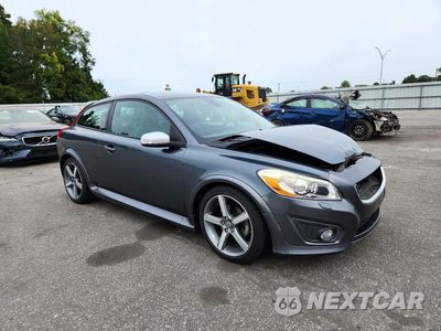 Czwarte zdjęcie samochodu z boku: 2013 VOLVO C30 T5 VIN:YV1672MKXD2304972 - miniatura