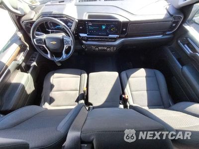 Zdjęcie 8 z 12 samochodu: 2023 CHEVROLET SILVERADO K1500 LT VIN:1GCPDDEK1PZ297046 - miniatura