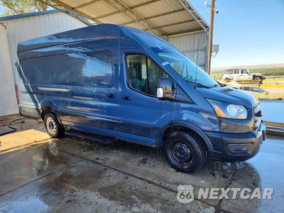 Czwarte zdjęcie samochodu z boku: 2020 FORD TRANSIT 250 DELIVERY VAN VIN:1FTBR3X82LKA72757 - miniatura