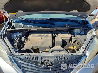 Zdjęcie 11 z 12 samochodu: 2012 TOYOTA SIENNA LE VIN:5TDKK3DC6CS214193 - miniatura