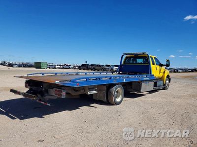 Trzecie zdjęcie samochodu z tyłu: 2017 FORD F650 SUPER DUTY VIN:1FDWX6DCXHDB01186 - miniatura