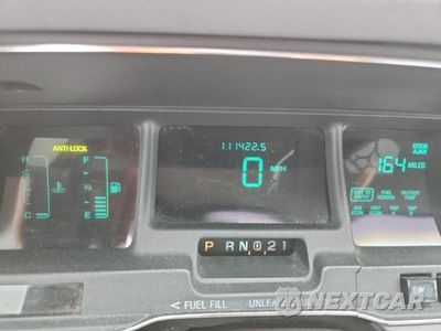 Zdjęcie 9 z 12 samochodu: 1997 FORD CROWN VICTORIA LX VIN:2FALP74W9PX107551 - miniatura