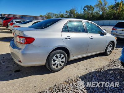 Trzecie zdjęcie samochodu z tyłu: 2011 TOYOTA COROLLA LE VIN:2T1BU4EE4BC588227 - miniatura