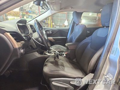 Zdjęcie 7 z 13 samochodu: 2017 JEEP CHEROKEE LATITUDE VIN:1C4PJLCB0HD222021 - miniatura