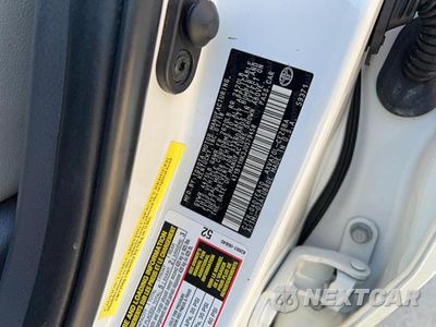 Zdjęcie 10 z 13 samochodu: 2018 TOYOTA CAMRY SE VIN:4T1B11HK3JU579458 - miniatura