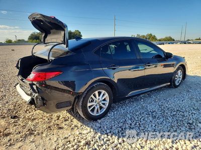 Trzecie zdjęcie samochodu z tyłu: 2025 TOYOTA CAMRY LE VIN:4T1DAACK7SU122346 - miniatura