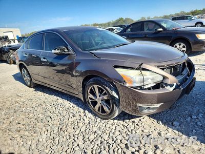 Czwarte zdjęcie samochodu z boku: 2015 NISSAN ALTIMA 2.5 SV VIN:1N4AL3AP6FC252356 - miniatura