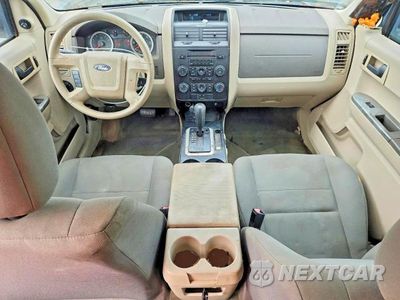 Zdjęcie 8 z 13 samochodu: 2011 FORD ESCAPE XLS VIN:1FMCU0C73BKC16292 - miniatura