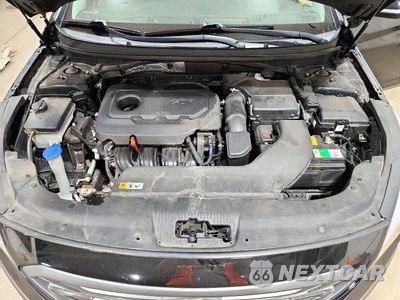 Zdjęcie 11 z 13 samochodu: 2017 HYUNDAI SONATA LIMITED VIN:5NPE34AF4HH584280 - miniatura
