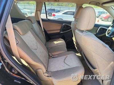 Zdjęcie 11 z 13 samochodu: 2011 TOYOTA RAV4 BASE VIN:JTMBF4DV3B5038719 - miniatura