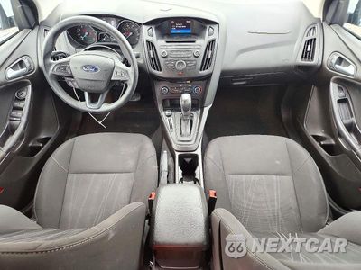 Zdjęcie 8 z 12 samochodu: 2016 FORD FOCUS SE VIN:1FADP3F22GL364880 - miniatura