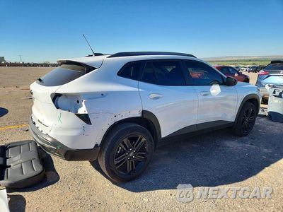 Trzecie zdjęcie samochodu z tyłu: 2025 CHEVROLET TRAX ACTIV VIN:KL77LKEPXSC311411 - miniatura
