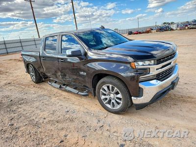Czwarte zdjęcie samochodu z boku: 2019 CHEVROLET SILVERADO C1500 LT VIN:1GCPWCED8KZ137342 - miniatura