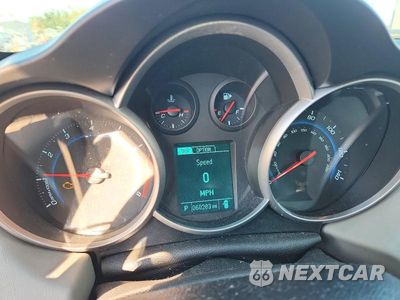 Zdjęcie 9 z 12 samochodu: 2015 CHEVROLET CRUZE LS VIN:1G1PA5SH8F7116941 - miniatura