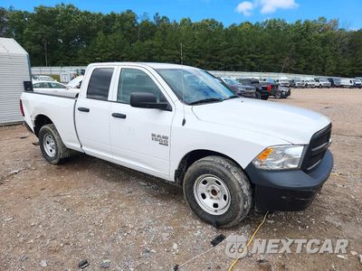 Czwarte zdjęcie samochodu z boku: 2022 RAM 1500 CLASSIC TRADESMAN VIN:1C6RR6FG3NS139031 - miniatura