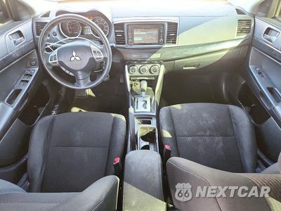 Zdjęcie 8 z 12 samochodu: 2017 MITSUBISHI LANCER ES VIN:JA32U2FU1HU008372 - miniatura
