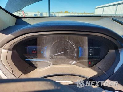 Zdjęcie 9 z 12 samochodu: 2014 LINCOLN MKZ HYBRID VIN:3LN6L2LU1ER820117 - miniatura