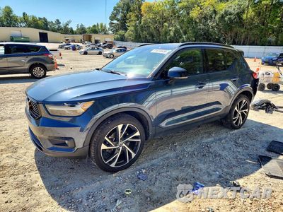 2022 VOLVO XC40 T5 R-DESIGN YV4162UM2N2650632 - główne zdjęcie licytacji z USA - miniatura