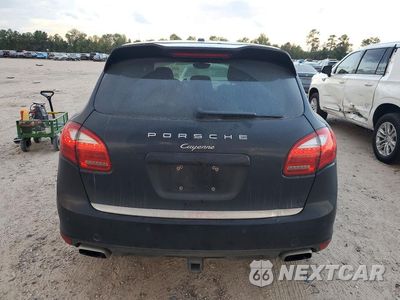 Zdjęcie 6 z 13 samochodu: 2013 PORSCHE CAYENNE VIN:WP1AF2A21DLA39049 - miniatura
