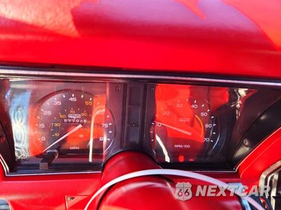 Zdjęcie 9 z 12 samochodu: 1981 CHEVROLET CORVETTE VIN:1G1AY8761BS413745 - miniatura