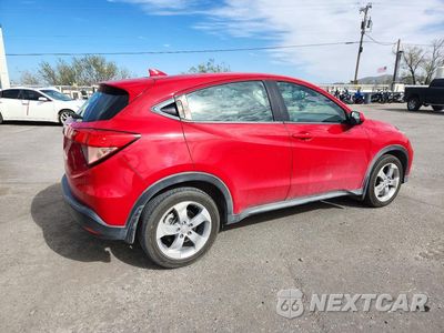 Trzecie zdjęcie samochodu z tyłu: 2017 HONDA HR-V LX VIN:3CZRU5H37HM711138 - miniatura