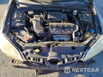 Zdjęcie 11 z 12 samochodu: 2005 HONDA CIVIC LX VIN:2HGES16575H633530 - miniatura