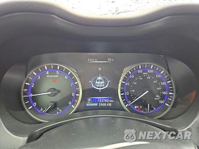 Zdjęcie 9 z 12 samochodu: 2015 INFINITI Q50 PREMIUM VIN:JN1BV7AR1FM408463 - miniatura