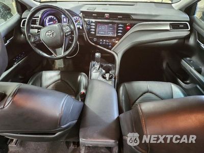 Zdjęcie 8 z 12 samochodu: 2018 TOYOTA CAMRY SE VIN:4T1B11HK6JU535745 - miniatura