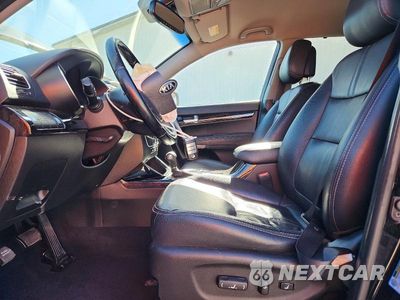 Zdjęcie 7 z 13 samochodu: 2014 KIA SORENTO EX VIN:5XYKU4A72EG521237 - miniatura