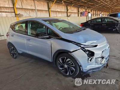 Czwarte zdjęcie samochodu z boku: 2023 CHEVROLET BOLT EV 2LT VIN:1G1FX6S09P4191693 - miniatura