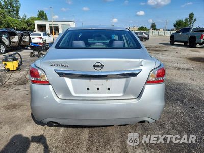Zdjęcie 6 z 12 samochodu: 2015 NISSAN ALTIMA S VIN:1N4AL3AP8FC273189 - miniatura