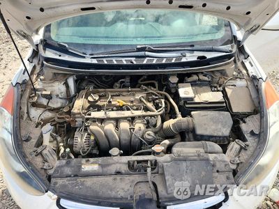 Zdjęcie 11 z 12 samochodu: 2012 HYUNDAI ELANTRA GLS VIN:5NPDH4AE9CH138249 - miniatura