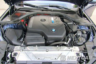 Zdjęcie 7 z 10 samochodu: 2024 BMW 330XE VIN:3MW39FS02R8E40594 - miniatura
