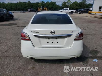 Zdjęcie 6 z 12 samochodu: 2015 NISSAN ALTIMA 2.5 S VIN:1N4AL3AP3FC275948 - miniatura