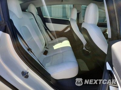 Zdjęcie 10 z 12 samochodu: 2020 TESLA MODEL 3 VIN:5YJ3E1EAXLF616039 - miniatura