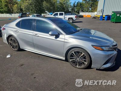 Czwarte zdjęcie samochodu z boku: 2018 TOYOTA CAMRY XSE V6 VIN:4T1BZ1HK6JU501782 - miniatura
