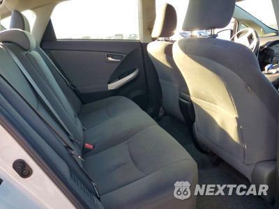 Zdjęcie 10 z 12 samochodu: 2012 TOYOTA PRIUS THREE VIN:JTDKN3DU7C5511723 - miniatura