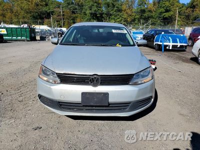 Piąte zdjęcie samochodu w środku: 2011 VOLKSWAGEN JETTA SE VIN:3VWBZ7AJ5BM340501 - miniatura