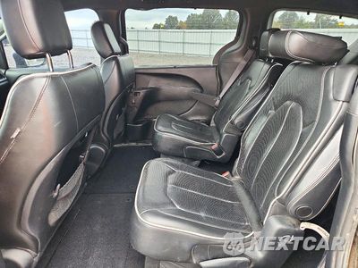 Zdjęcie 11 z 13 samochodu: 2019 CHRYSLER PACIFICA LIMITED VIN:2C4RC1GG4KR652894 - miniatura