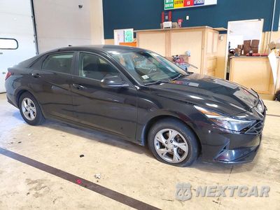 Czwarte zdjęcie samochodu z boku: 2021 HYUNDAI ELANTRA SE VIN:KMHLL4AGXMU160713 - miniatura