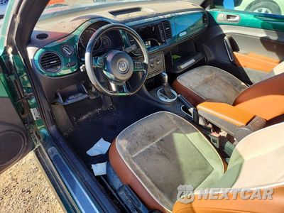Zdjęcie 8 z 12 samochodu: 2017 VOLKSWAGEN BEETLE S/SE VIN:3VW517AT2HM824608 - miniatura