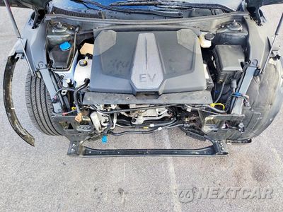 Zdjęcie 12 z 13 samochodu: 2023 KIA EV6 WIND VIN:KNDC34LA9P5126810 - miniatura