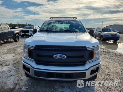 Piąte zdjęcie samochodu w środku: 2018 FORD F150 SUPER CAB VIN:1FTFX1CG9JKC90409 - miniatura