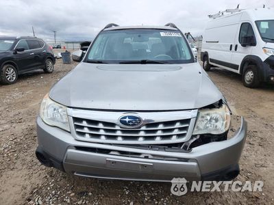 Piąte zdjęcie samochodu w środku: 2011 SUBARU FORESTER 2.5X PREMIUM VIN:JF2SHBDC9BH740170 - miniatura